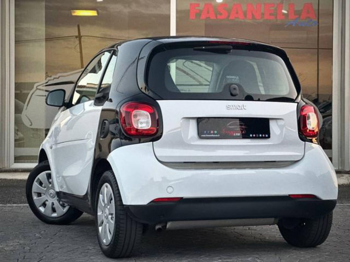smart Fortwo 70 1.0 twinamic Youngster (11)