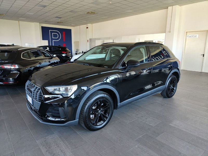 Audi Q3 45 TFSI e S tronic Business