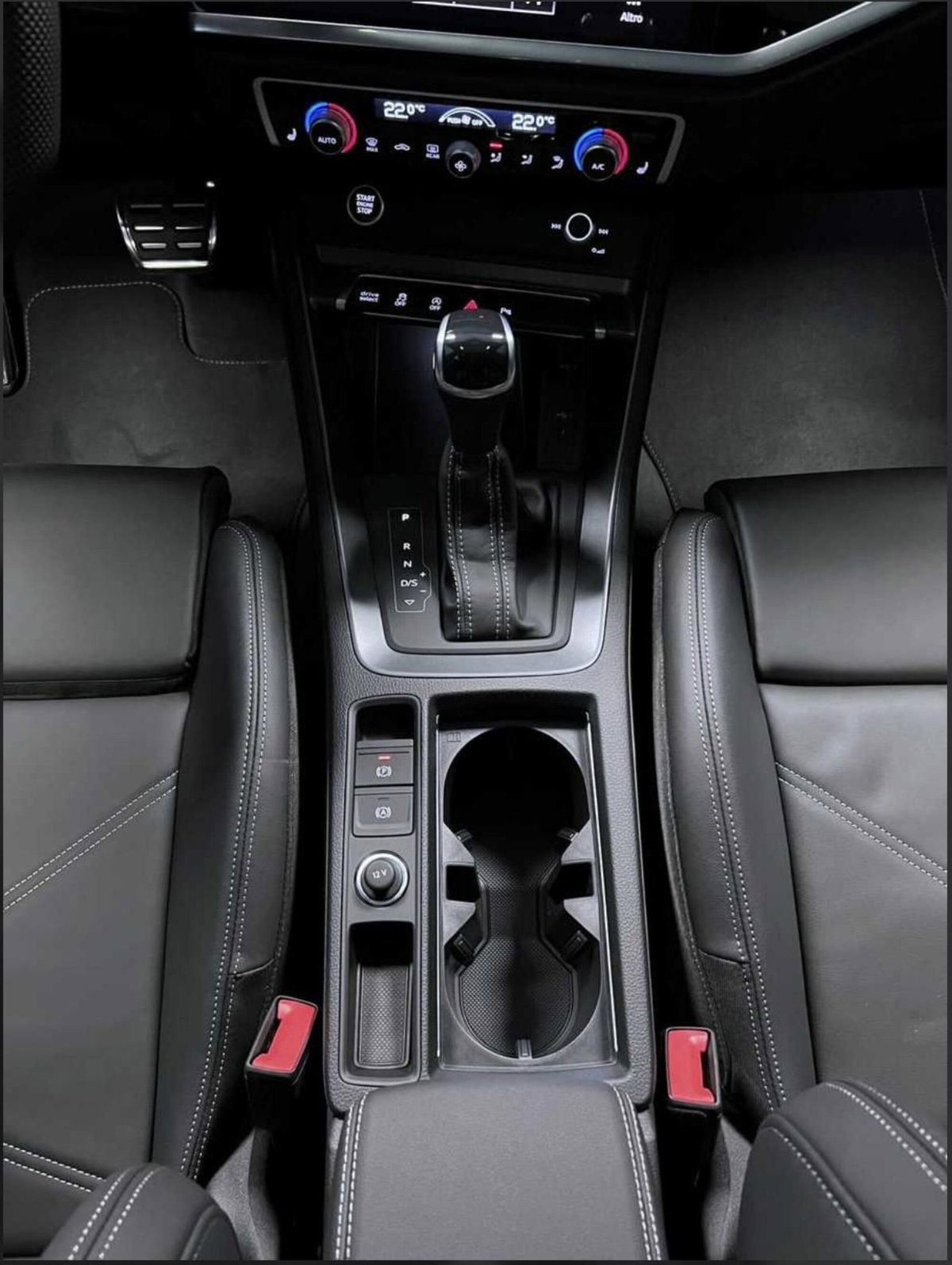 Audi Q3 40 2.0 tdi S line edition quattro 193cv s-tronic (18)