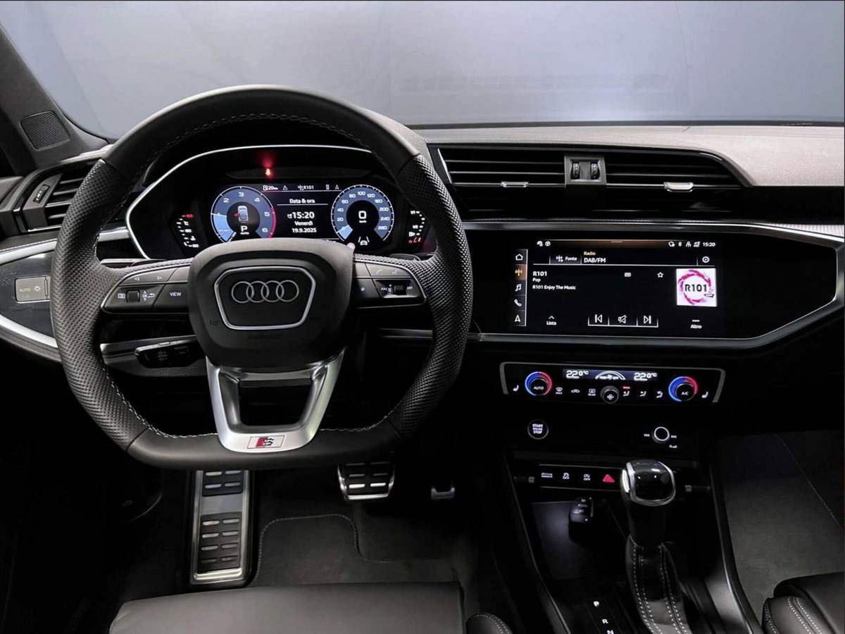 Audi Q3 40 2.0 tdi S line edition quattro 193cv s-tronic (19)