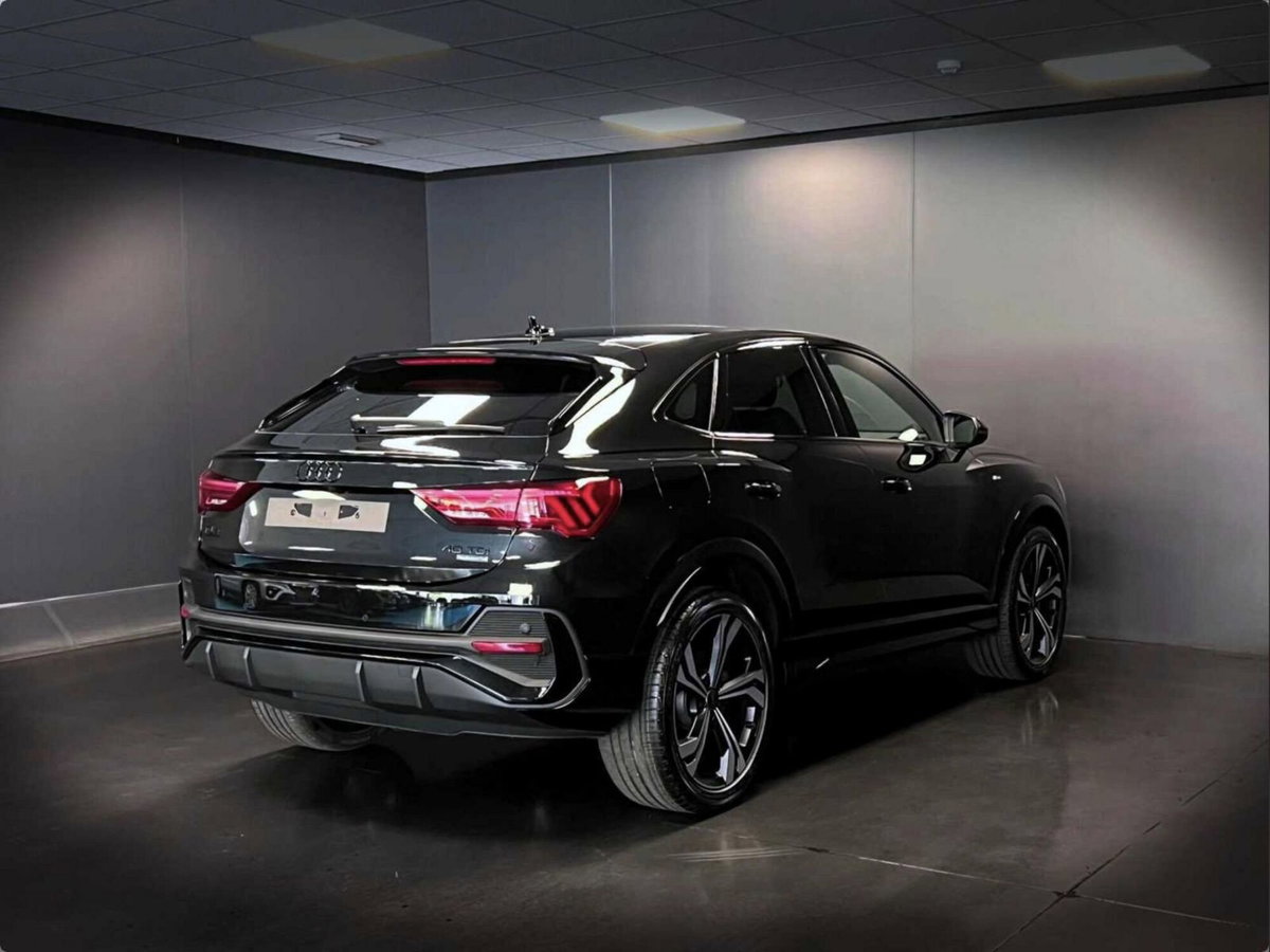 Audi Q3 40 2.0 tdi S line edition quattro 193cv s-tronic (5)