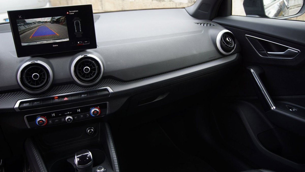 Audi Q2 Q2 35 TDI quattro S tronic S line Edition (11)