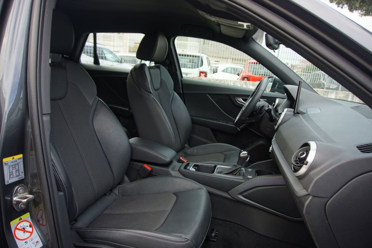 Audi Q2 Q2 35 TDI quattro S tronic S line Edition (13)