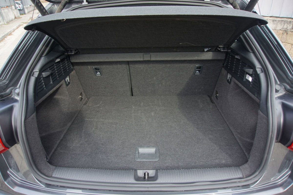 Audi Q2 Q2 35 TDI quattro S tronic S line Edition (15)