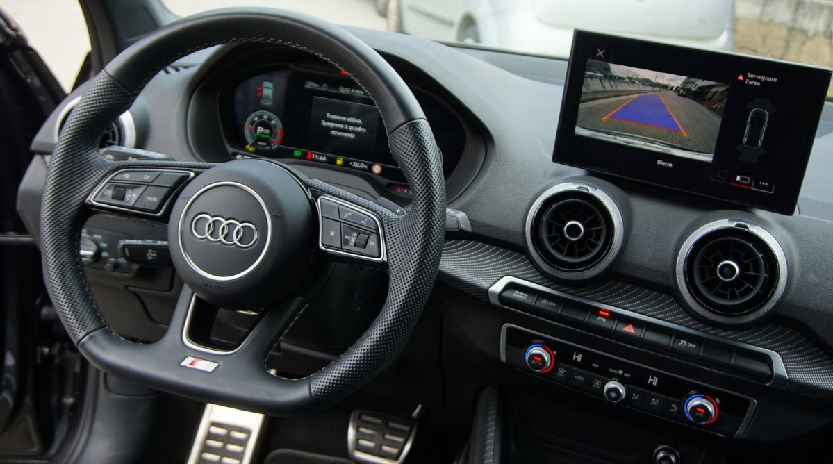 Audi Q2 Q2 35 TDI quattro S tronic S line Edition (9)