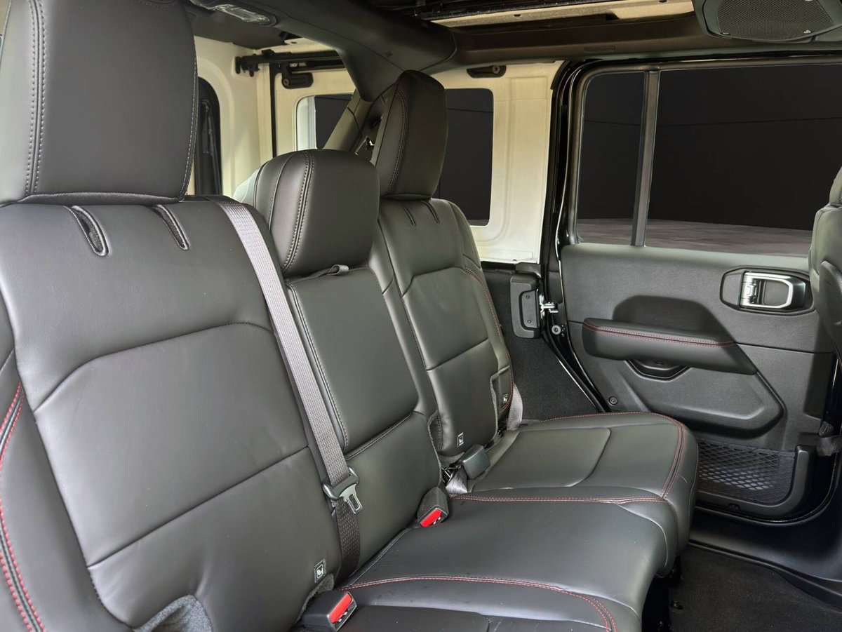 Jeep Wrangler Unlimited 2.0 Turbo Rubicon (13)