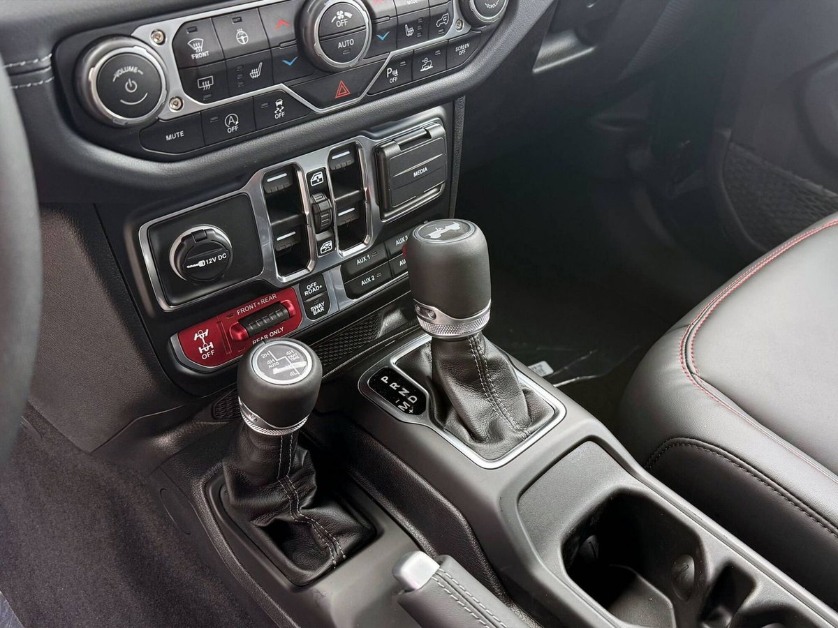 Jeep Wrangler Unlimited 2.0 Turbo Rubicon (9)