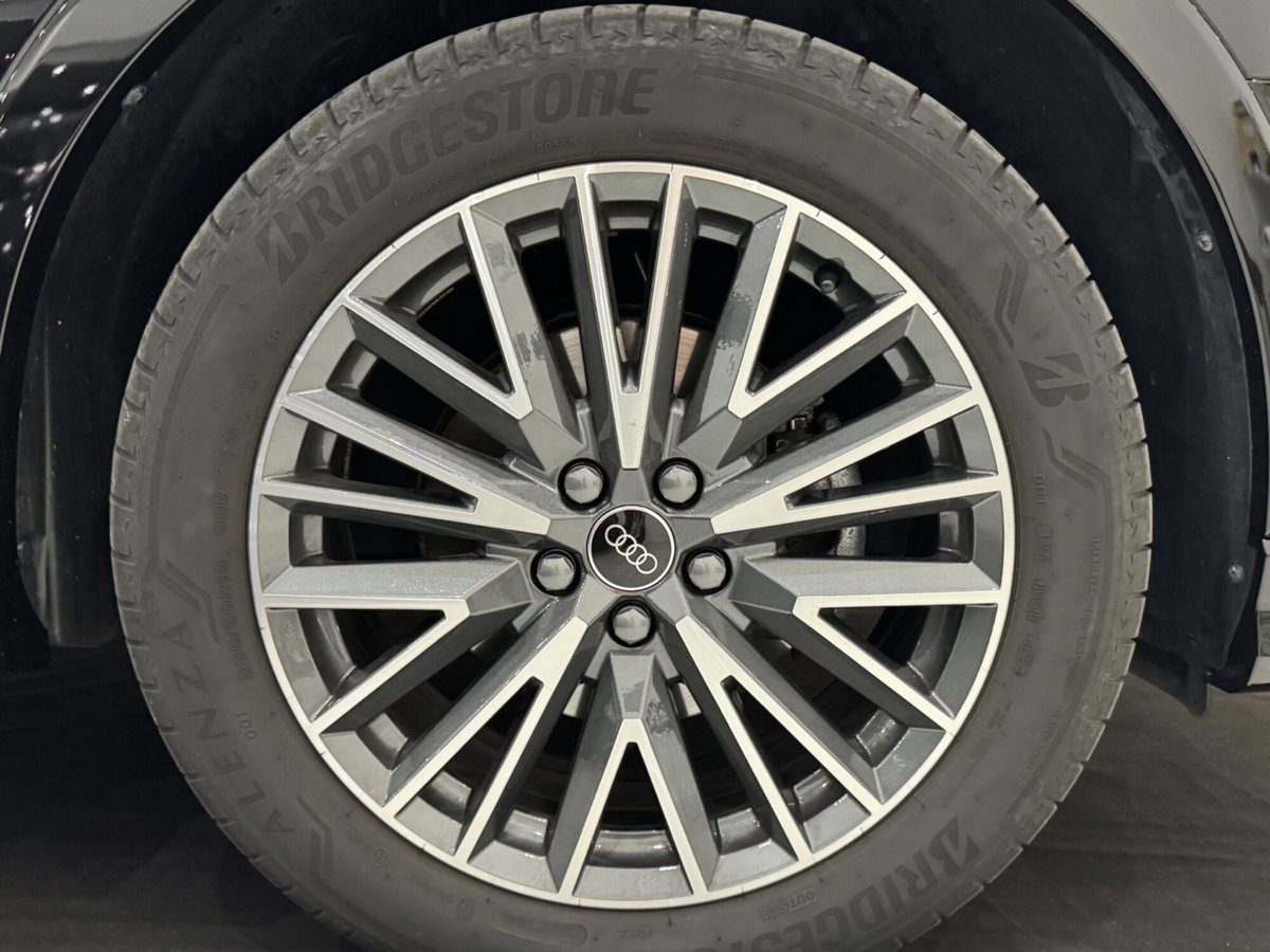Audi Q3 Sportback 35 TDI quattro S tronic S line edition (12)
