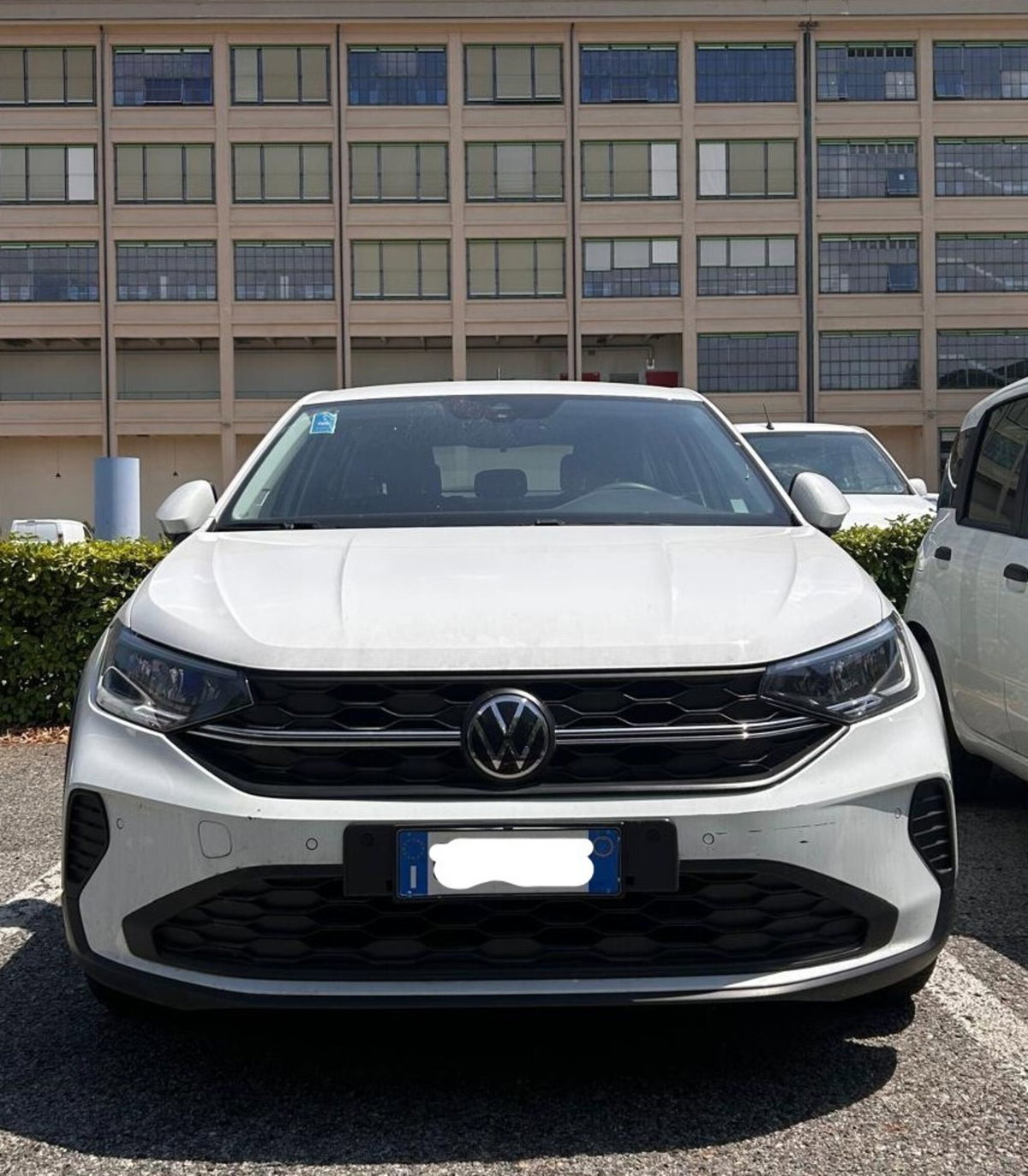 Volkswagen Taigo 1.0 tsi Life 95cv (2)