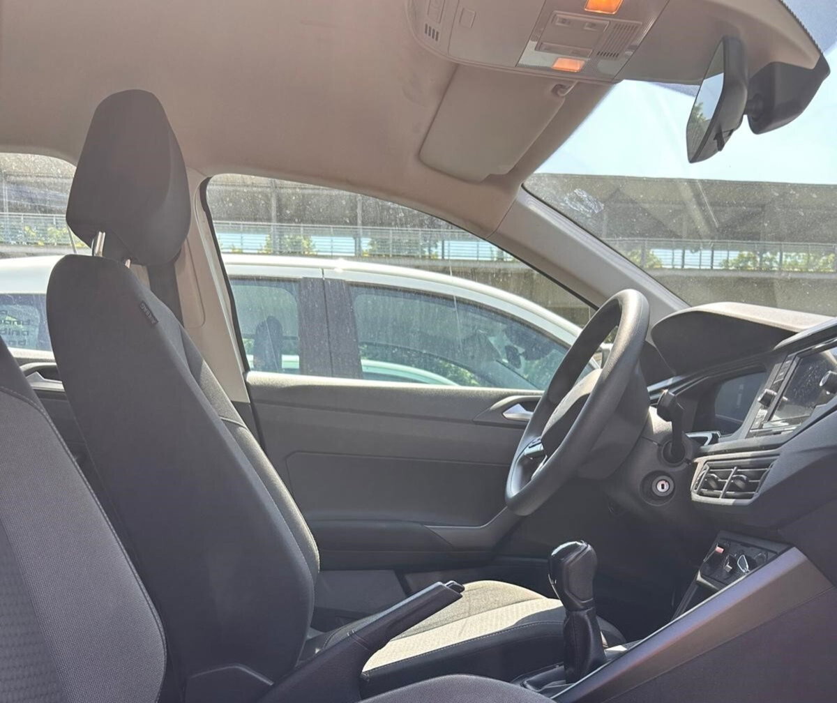 Volkswagen Taigo 1.0 tsi Life 95cv (7)