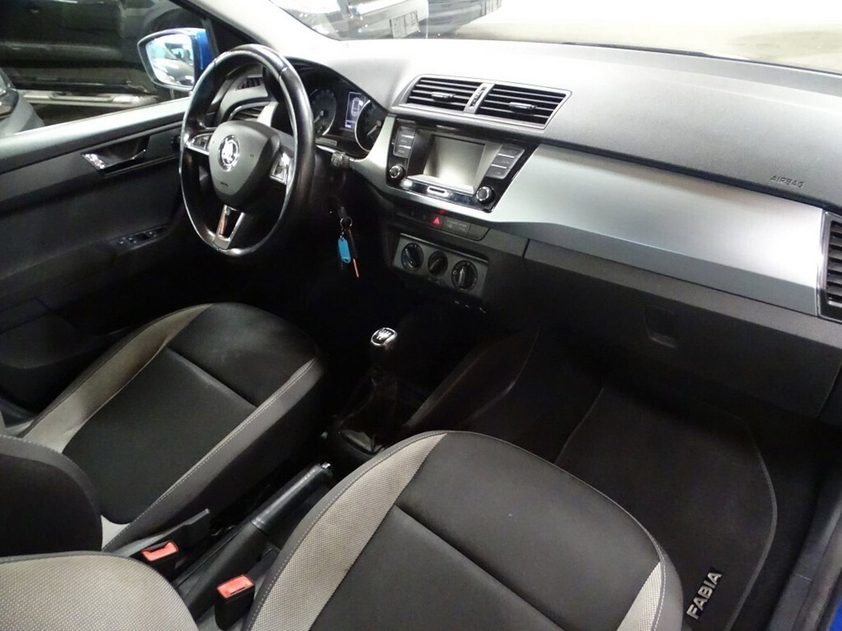 Skoda Fabia 1.4 TDI 75 CV Design Edition (8)