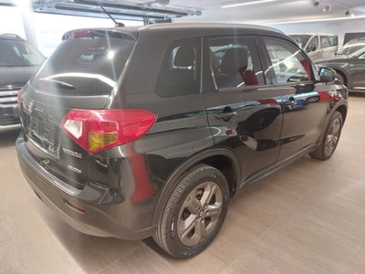 Suzuki Vitara 1.6 DDiS 4WD AllGrip DCT V-Top (3)