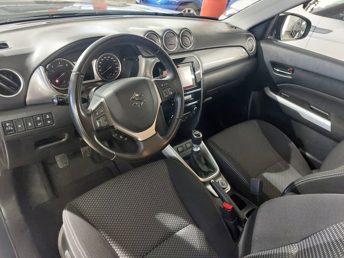 Suzuki Vitara 1.6 DDiS 4WD AllGrip DCT V-Top (5)