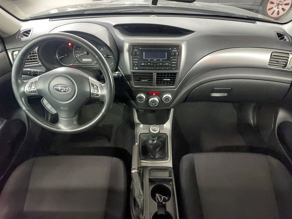 Subaru Impreza 2.0D Comfort (14)