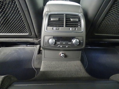 Audi A6 Avant 3.0 TDI 272 CV quattro S tronic (15)