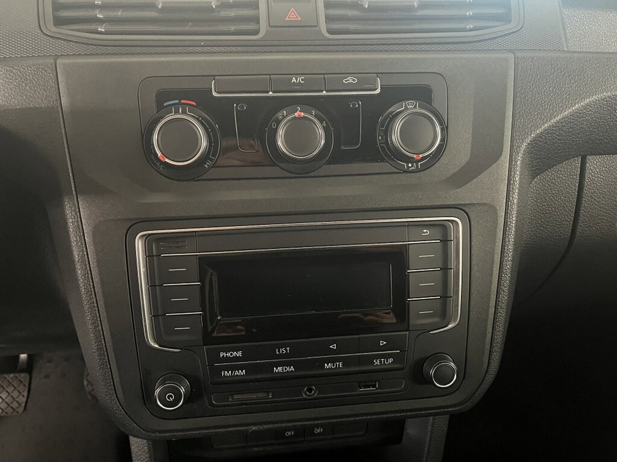 Volkswagen Caddy 2.0 TDI 122 CV 4MOTION Tech (11)
