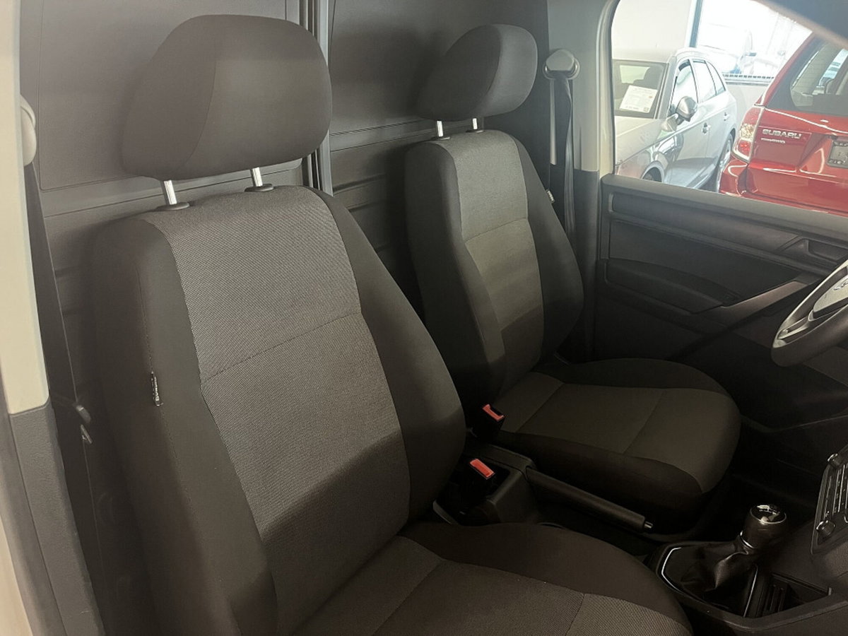 Volkswagen Caddy 2.0 TDI 122 CV 4MOTION Tech (9)