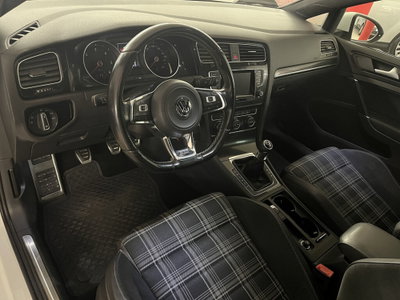 Volkswagen Golf GTD 2.0 TDI 3p. BlueMotion Technology (6)