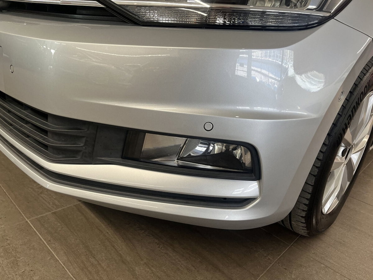 Volkswagen Touran 1.6 TDI DSG Comfortline BlueMotion Technology (17)