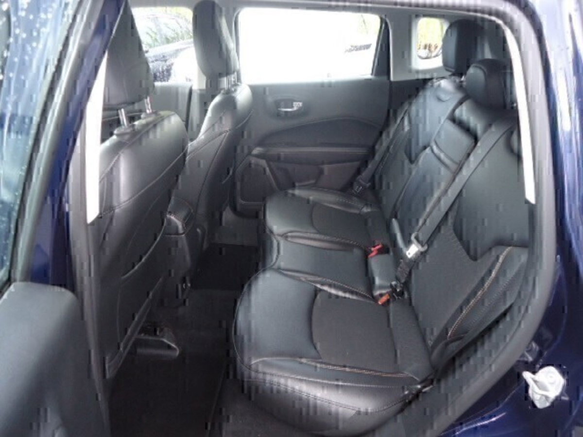 Jeep Compass 1.6 Multijet II 2WD Business (13)