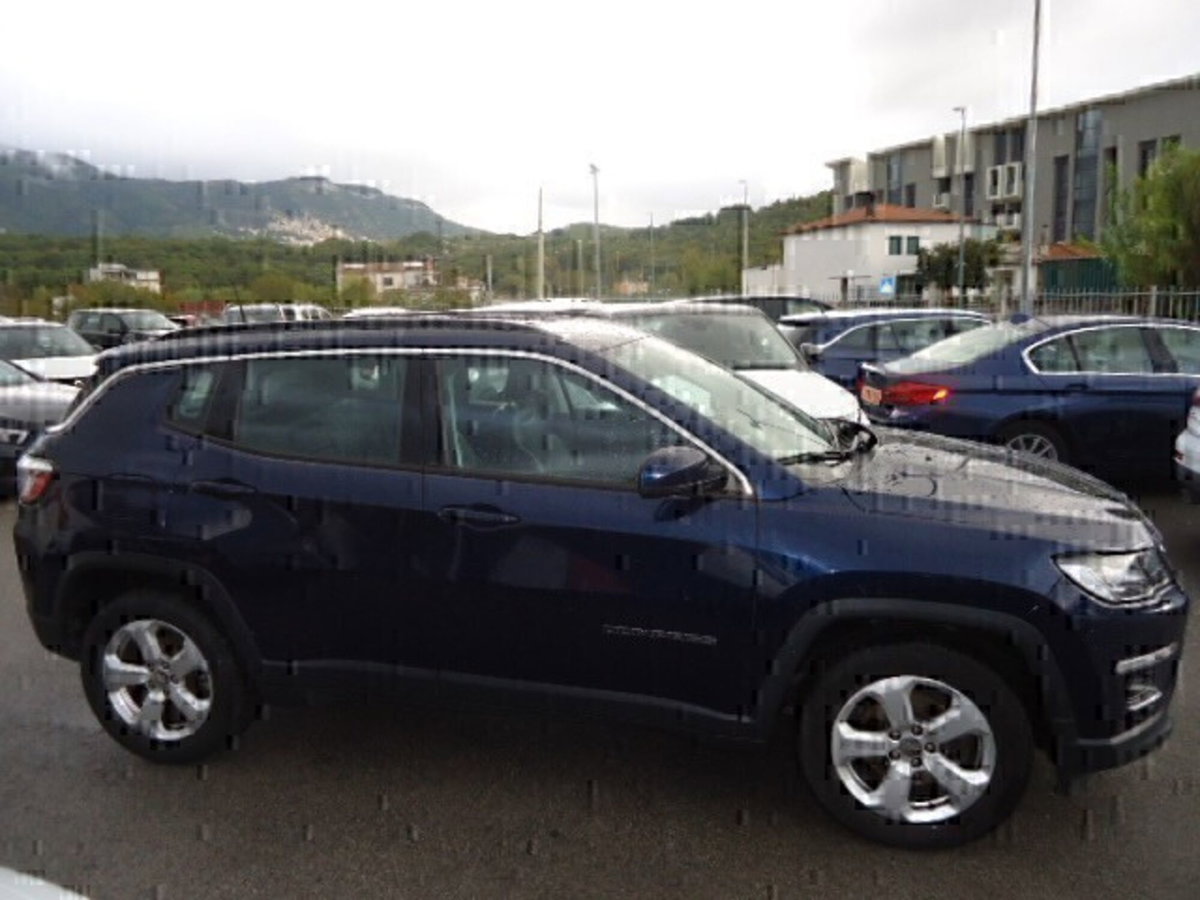 Jeep Compass 1.6 Multijet II 2WD Business (4)