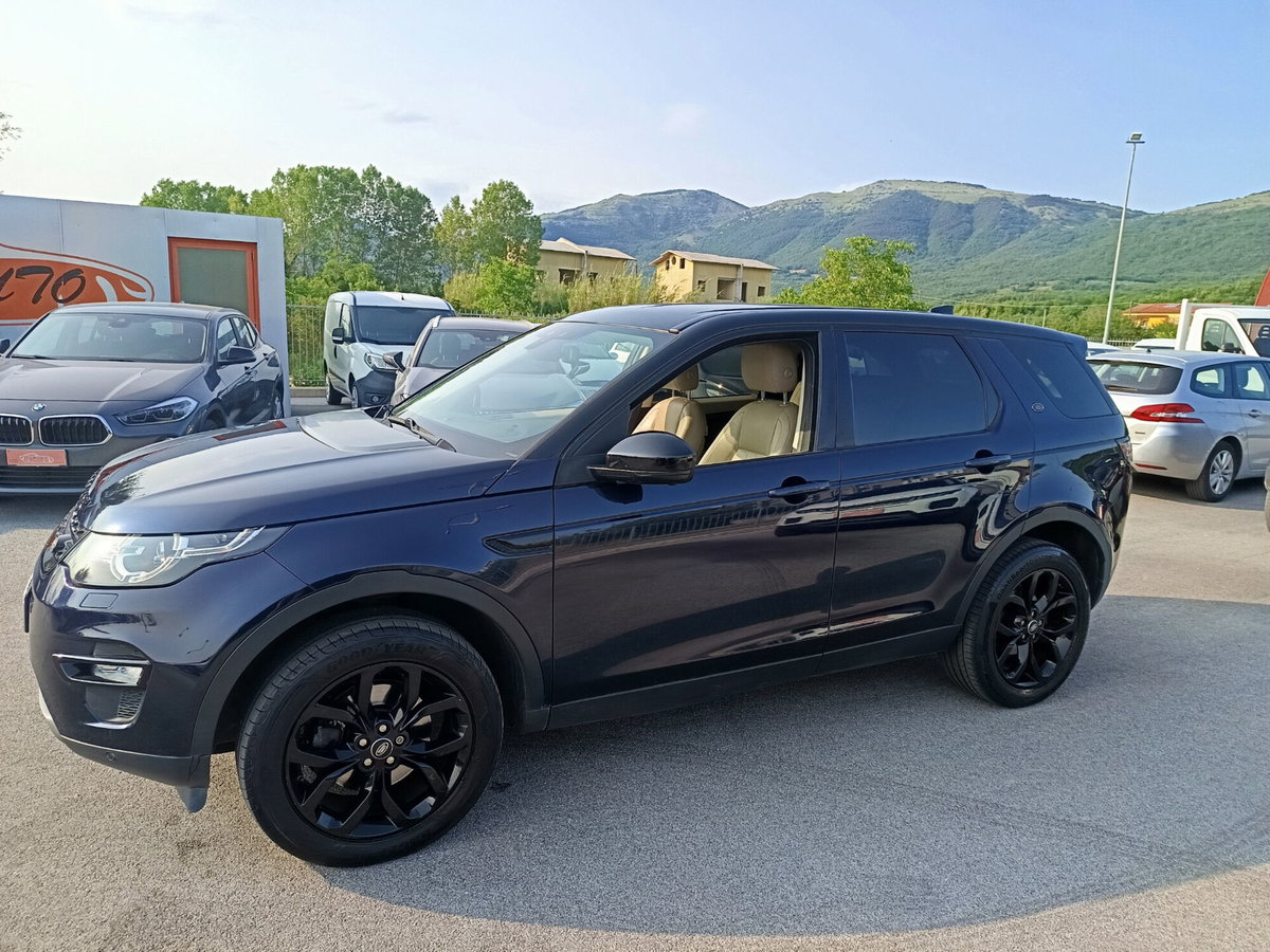 Land Rover Discovery Sport 2.0 TD4 180 CV HSE (3)
