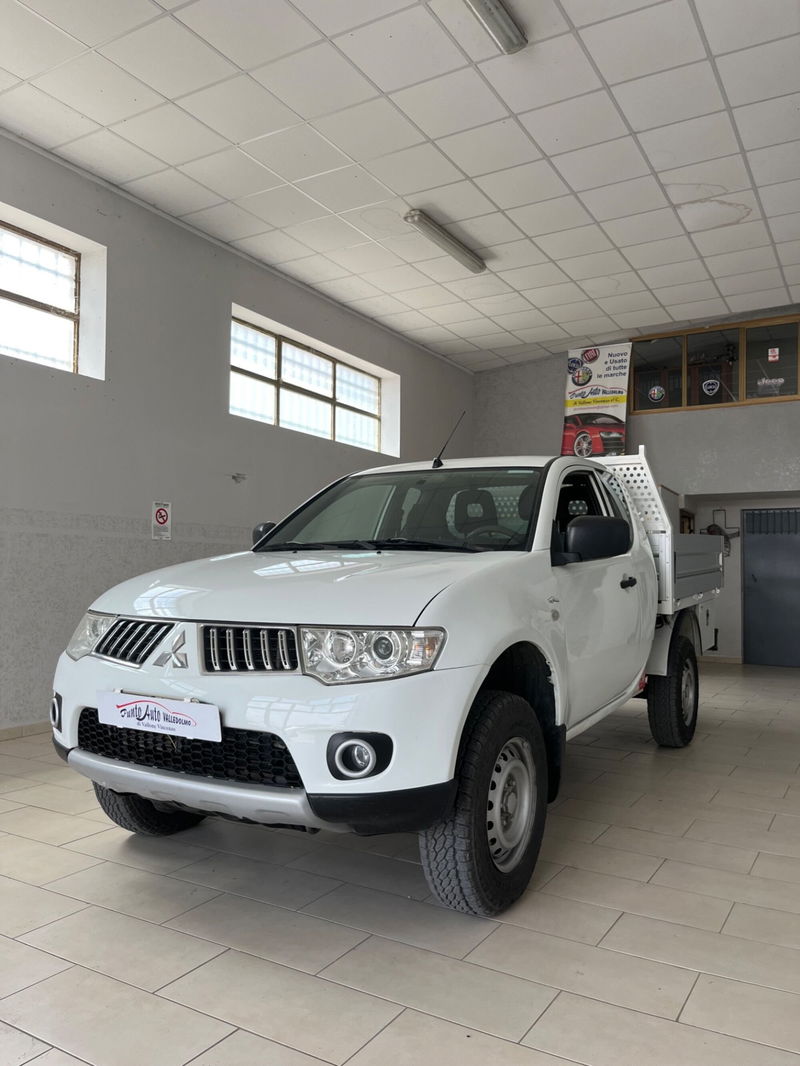 Mitsubishi L200 2.5 DI-D/136CV Club Cab Invite DPF