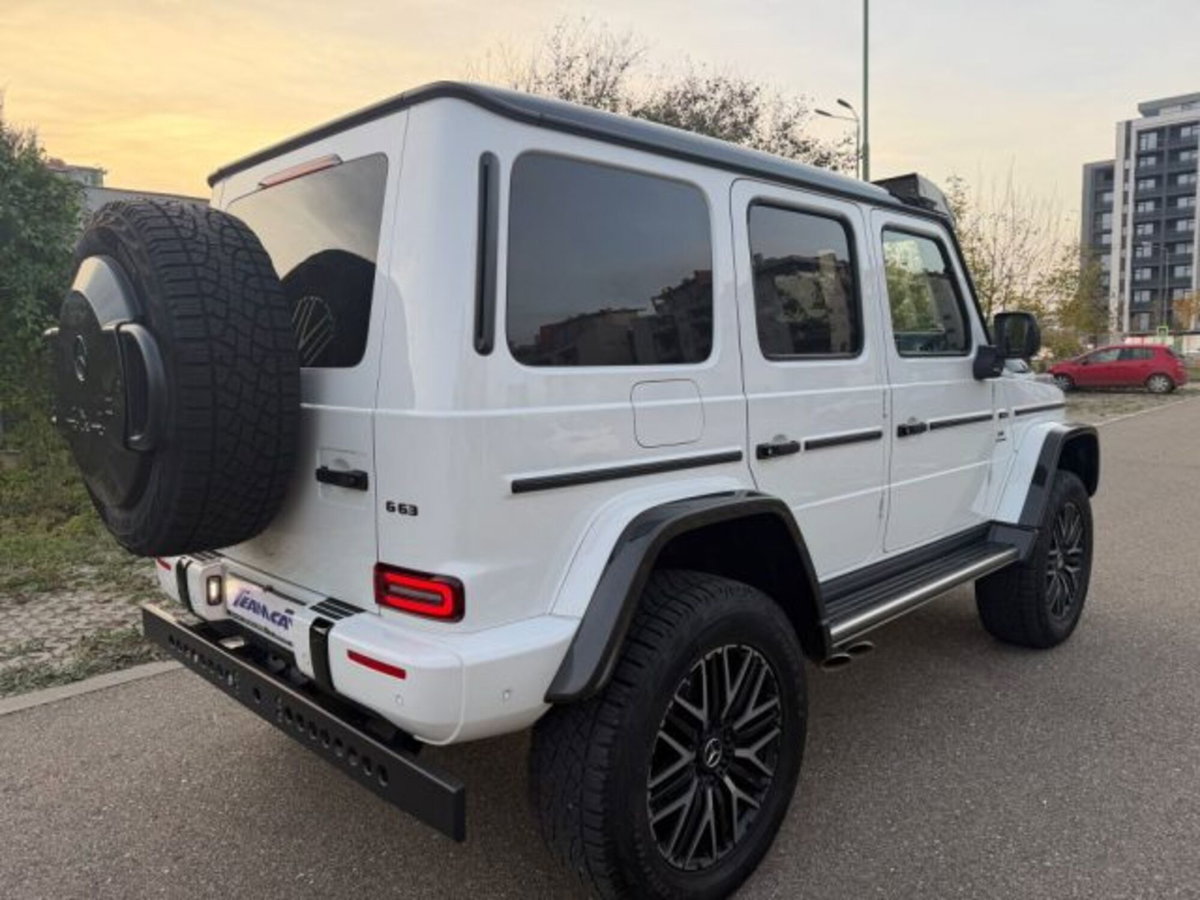 Mercedes-Benz Classe G 63 AMG 4x4² (5)