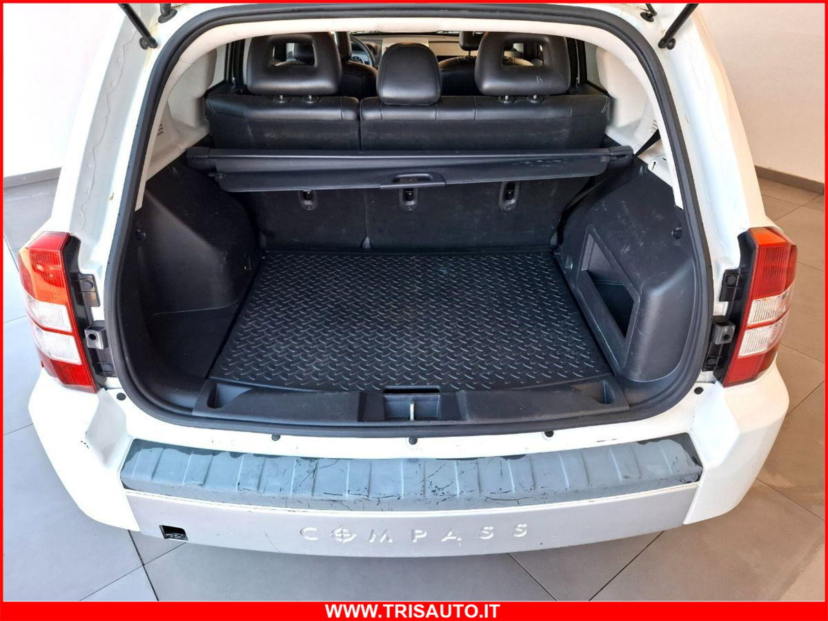 Jeep Compass 2.0 Multijet II aut. 4WD Limited (17)