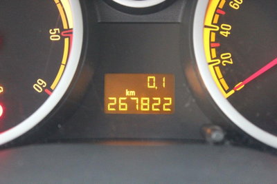 Opel Corsa 1.3 CDTI 75CV F.AP. 3 porte Club (10)