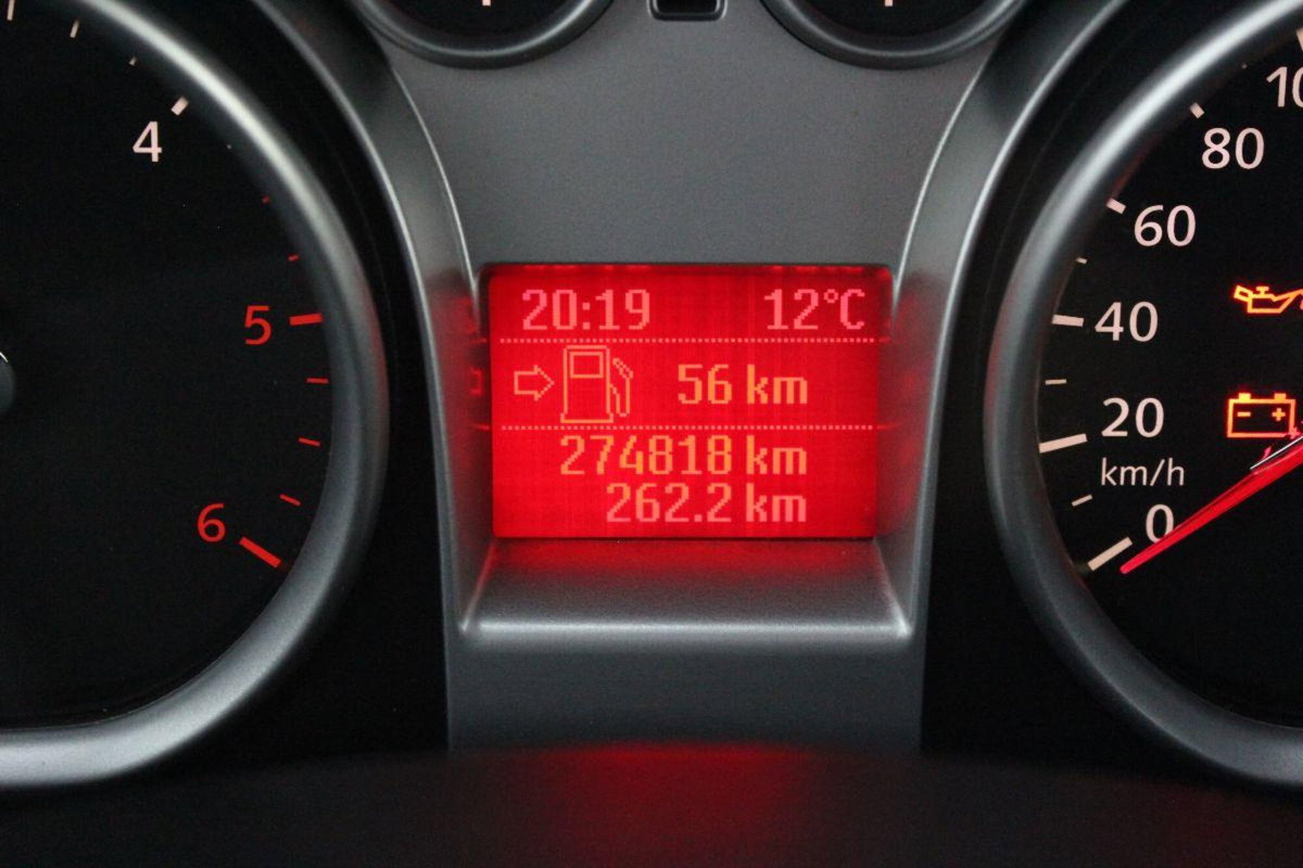 Ford Focus Station Wagon 1.6 TDCi (90CV) SW Tit. (10)