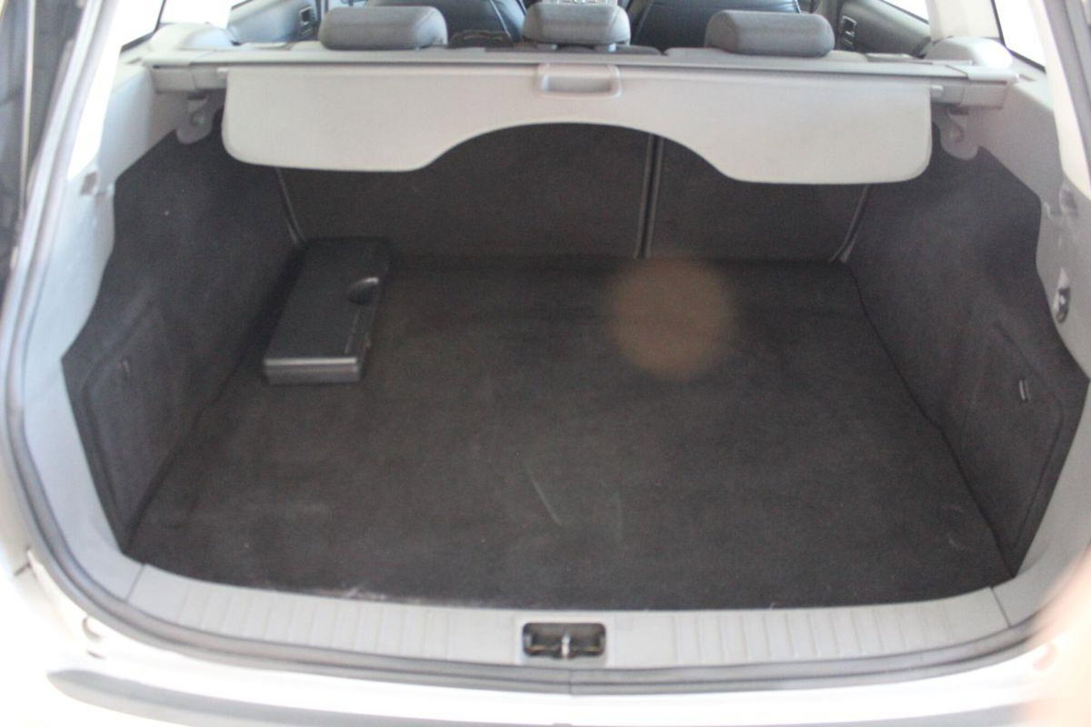 Ford Focus Station Wagon 1.6 TDCi (90CV) SW Tit. (17)