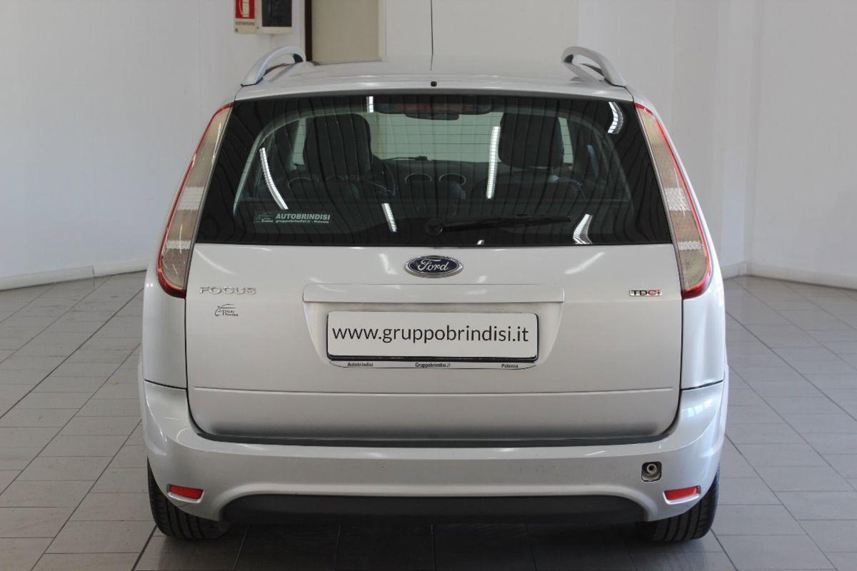 Ford Focus Station Wagon 1.6 TDCi (90CV) SW Tit. (5)