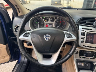 Lancia Delta 1.6 MJT DPF Platino (12)
