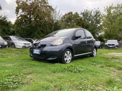 Toyota Aygo 1.0 12V VVT-i 5 porte Sol Connect usata