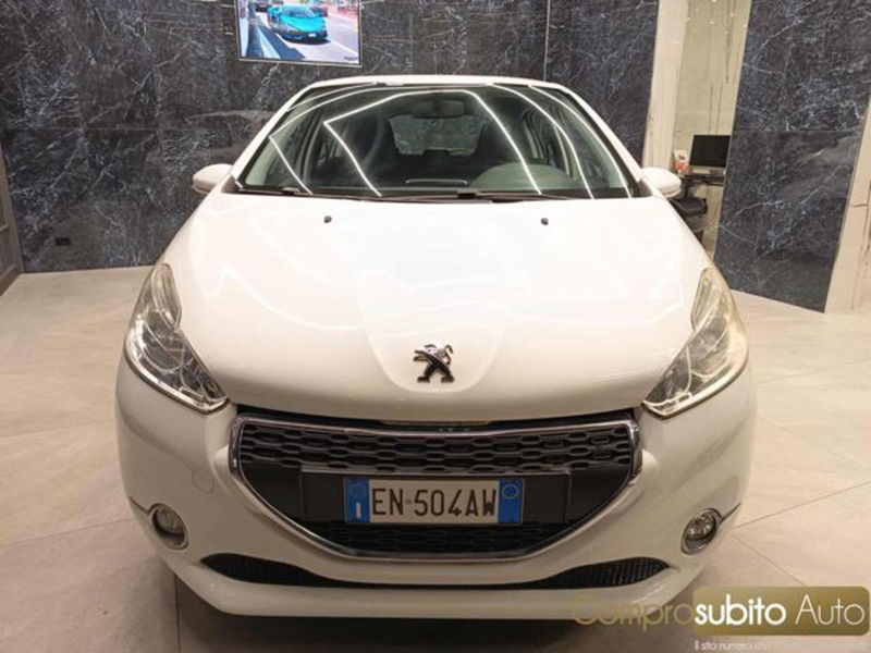 Peugeot 208 VTi 82 CV 5 porte Allure