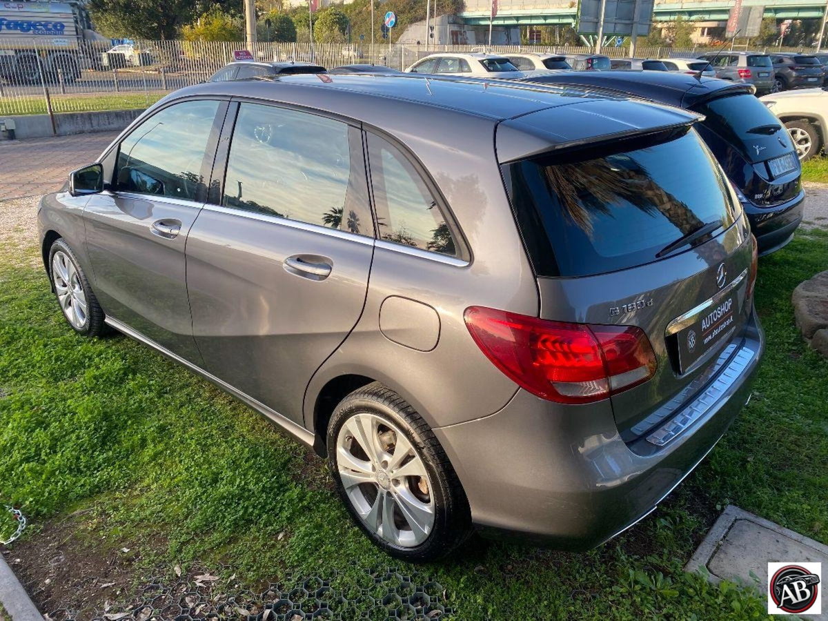 Mercedes-Benz Classe B 180 d Automatic Premium (7)
