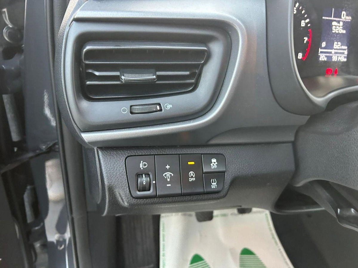 Kia Stonic 1.2 MPI 84 CV Style (10)