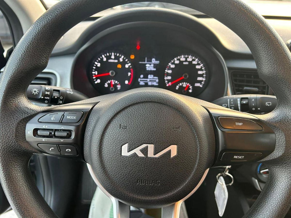 Kia Stonic 1.2 MPI 84 CV Style (14)