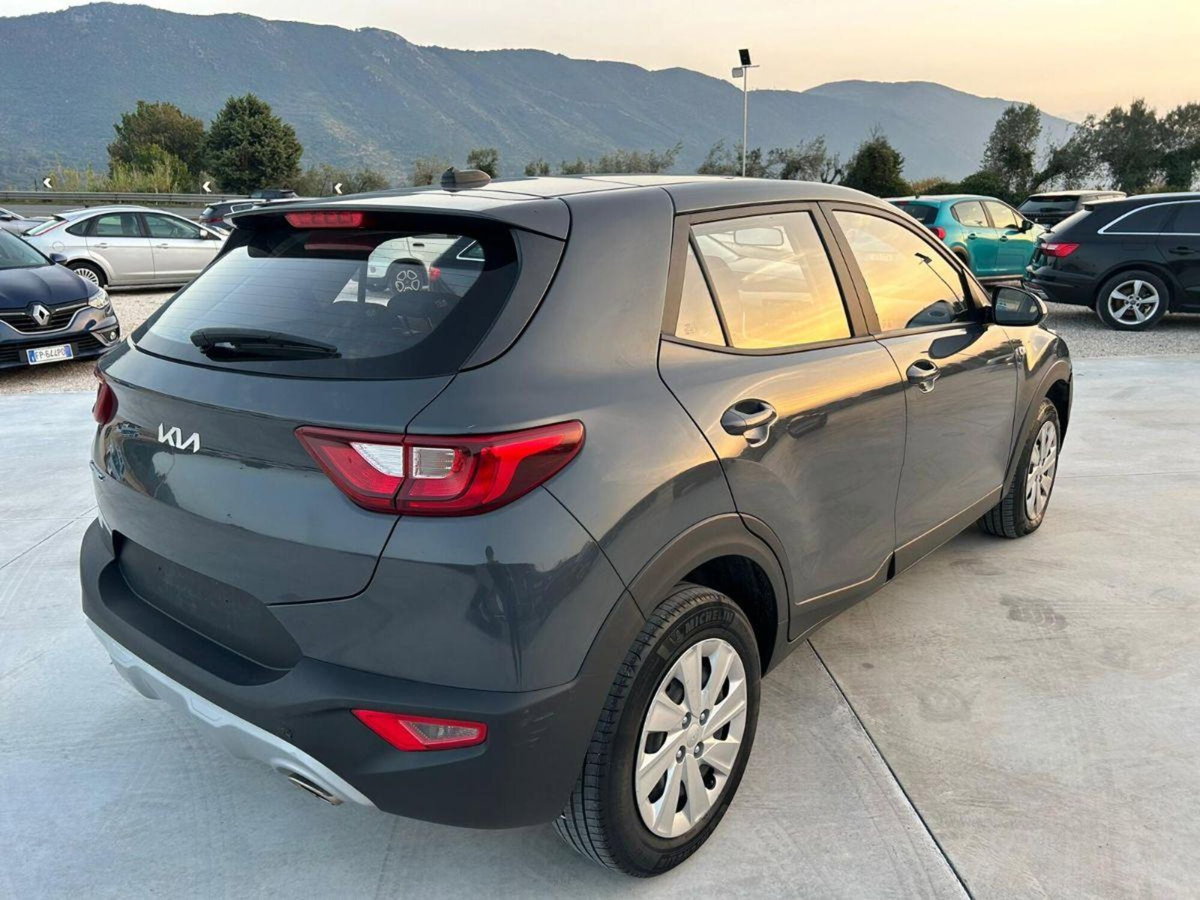 Kia Stonic 1.2 MPI 84 CV Style (5)