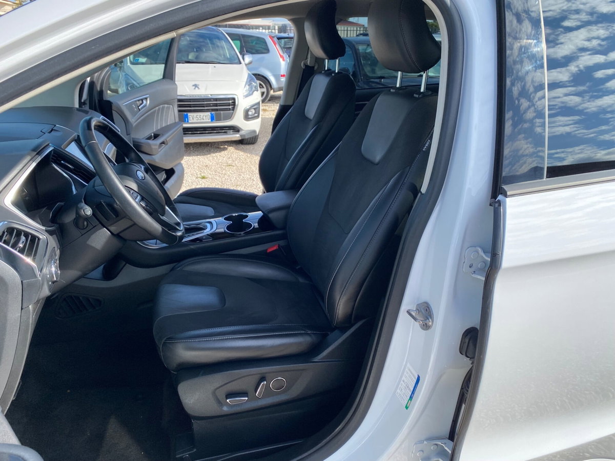 Ford Edge 2.0 TDCI 210 CV AWD S&S Powershift ST Line (16)