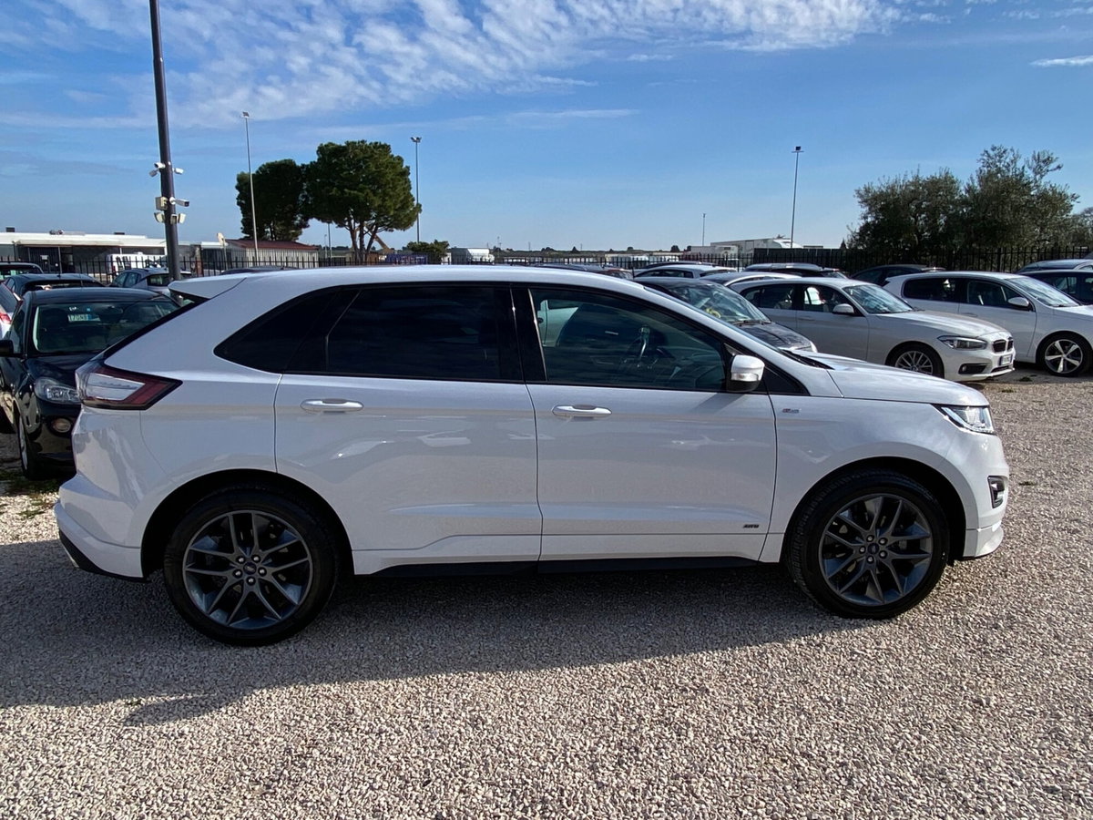 Ford Edge 2.0 TDCI 210 CV AWD S&S Powershift ST Line (6)
