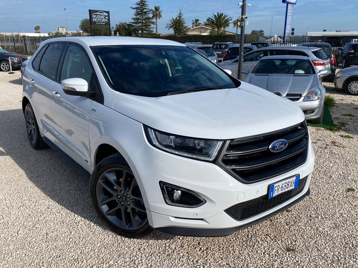 Ford Edge 2.0 TDCI 210 CV AWD S&S Powershift ST Line (7)