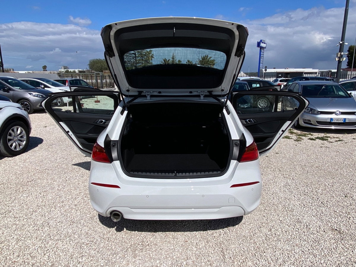 BMW Serie 1 116d 2.0 116CV cat 5 porte Attiva DPF (13)