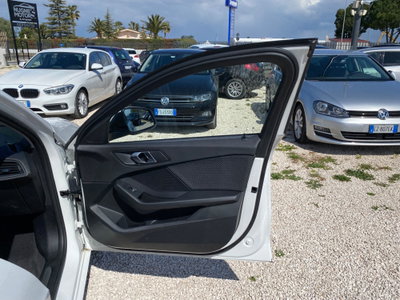 BMW Serie 1 116d 2.0 116CV cat 5 porte Attiva DPF (17)