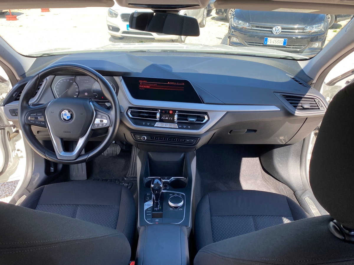 BMW Serie 1 116d 2.0 116CV cat 5 porte Attiva DPF (20)