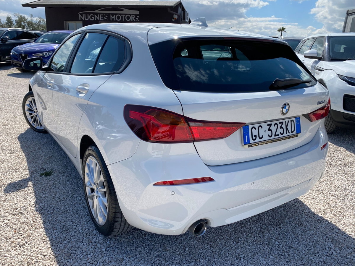 BMW Serie 1 116d 2.0 116CV cat 5 porte Attiva DPF (5)