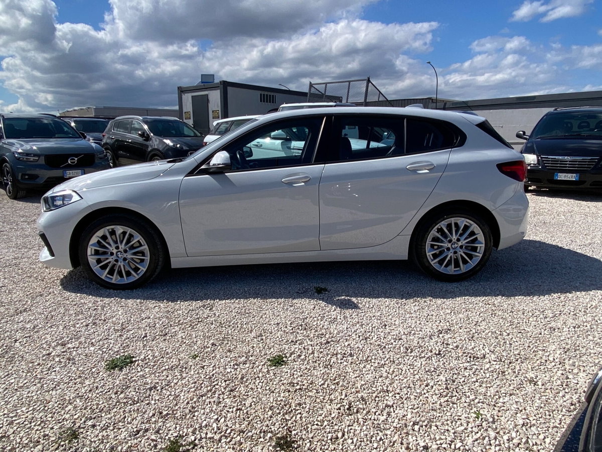 BMW Serie 1 116d 2.0 116CV cat 5 porte Attiva DPF (6)