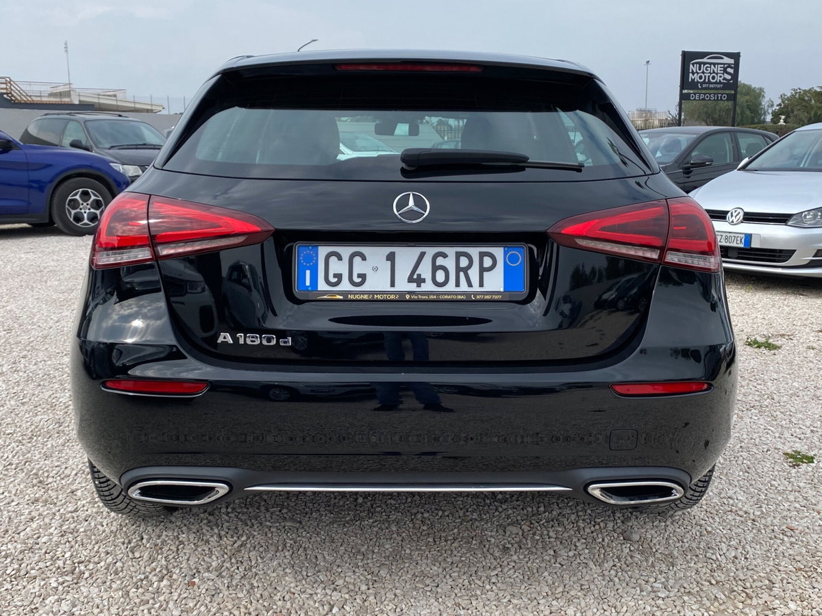 Mercedes-Benz Classe A 180 d Automatic Sport (4)