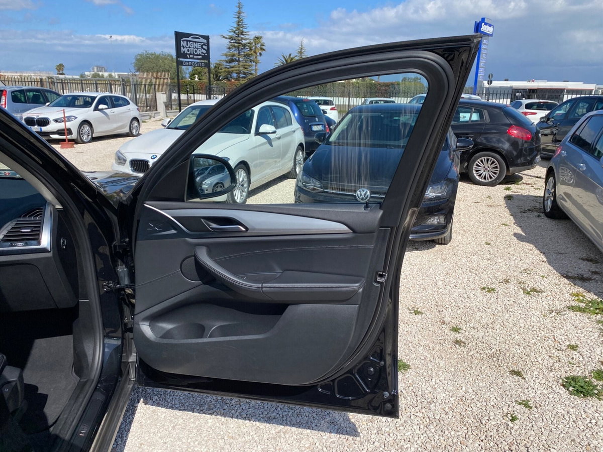 BMW X3 sDrive18d Luxury (15)
